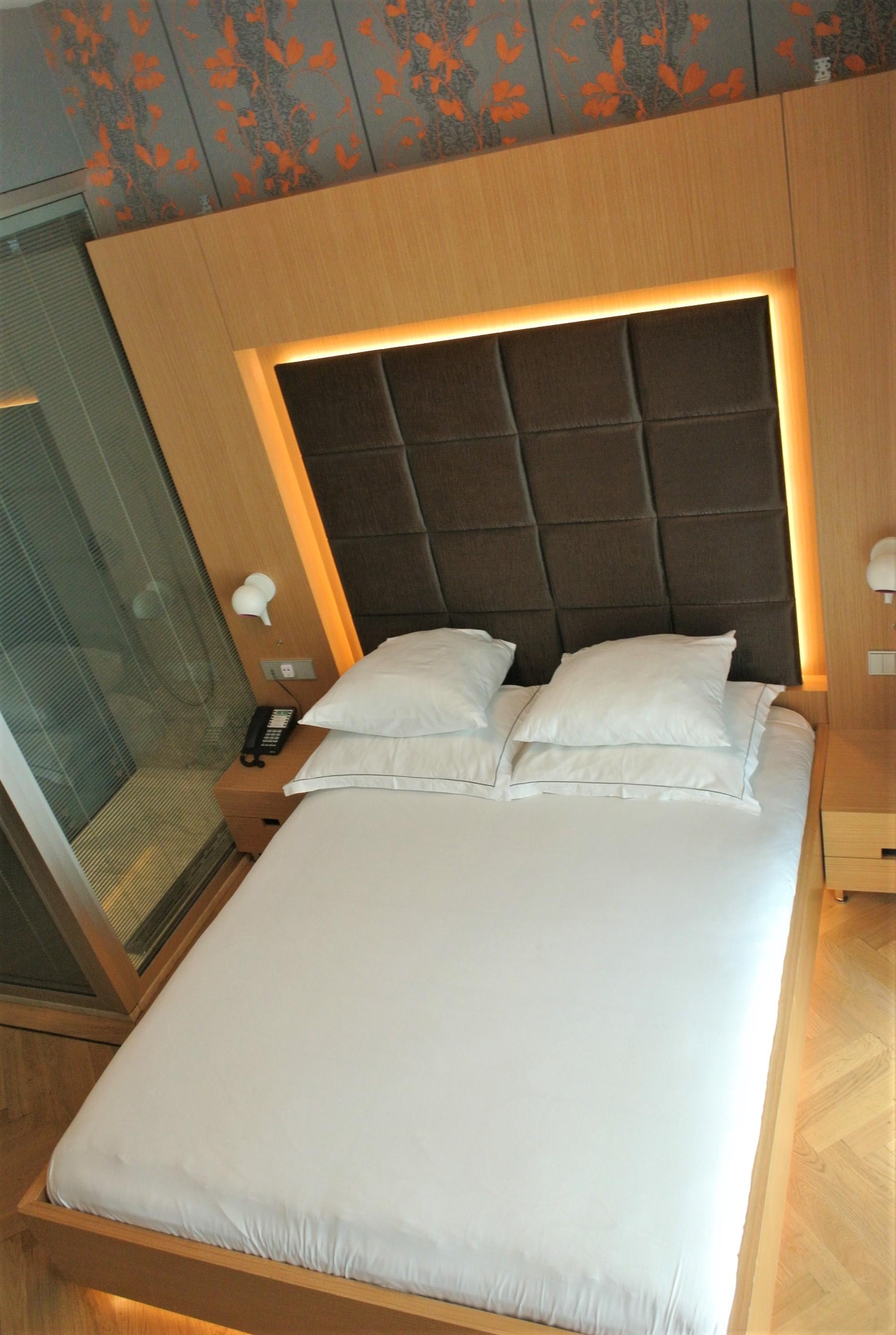 Amadi Park Hotel Amsterdam Exterior photo
