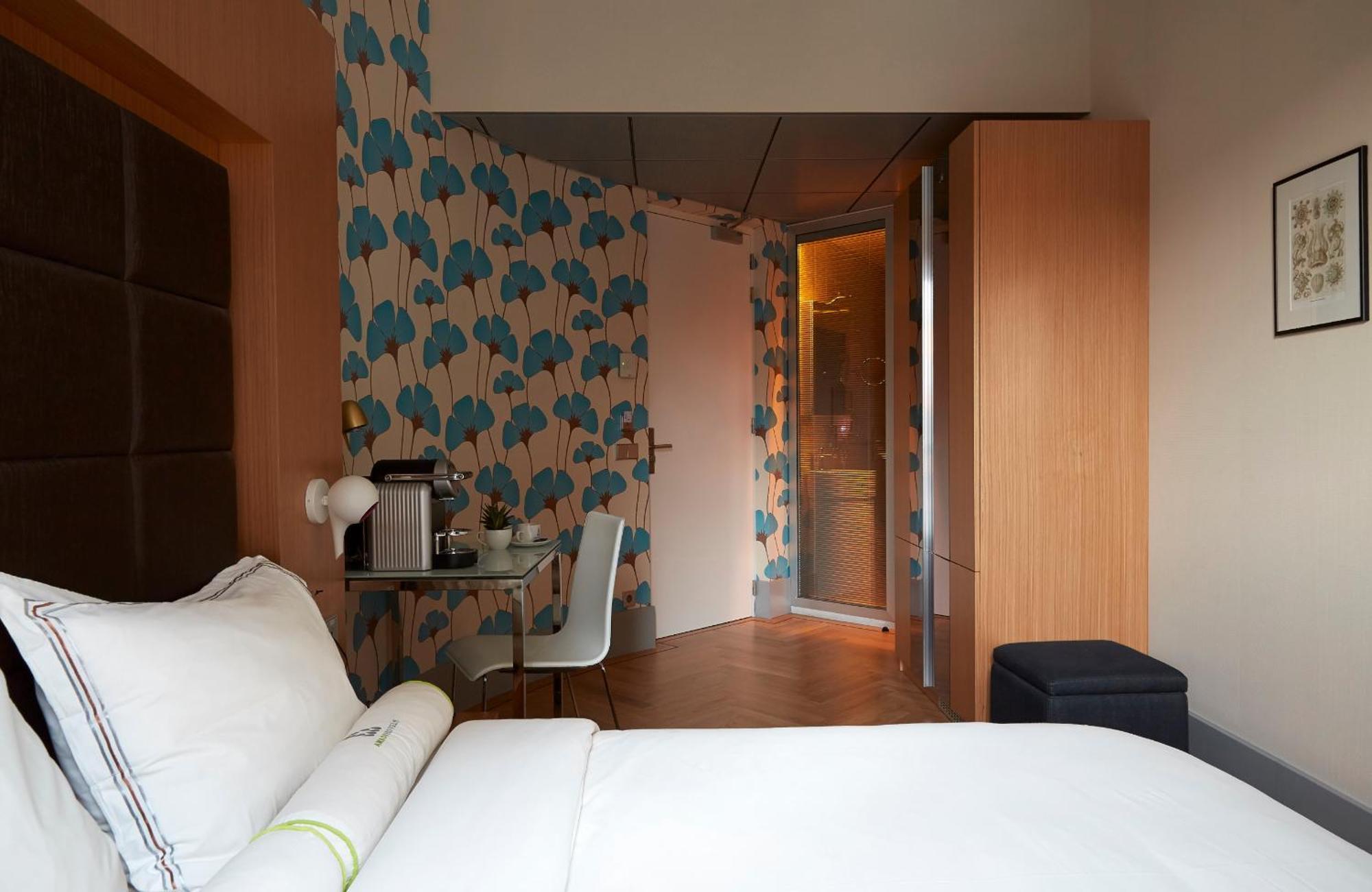 Amadi Park Hotel Amsterdam Exterior photo